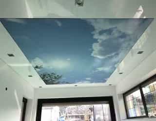 Spanndecken in Leverkusen ein Beispiel im Badezimmer