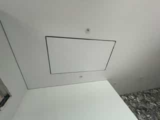 Spanndecken Markowski bei der Installation in Leverkusen - Fertigstellung