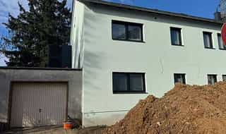 Effiziente Sanierung in Opladen: Handwerk Leverkusen glänzt mit Teamarbeit